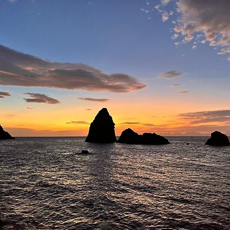 Sara Casa Acitrezza Lägenhet Aci Castello Exteriör bild
