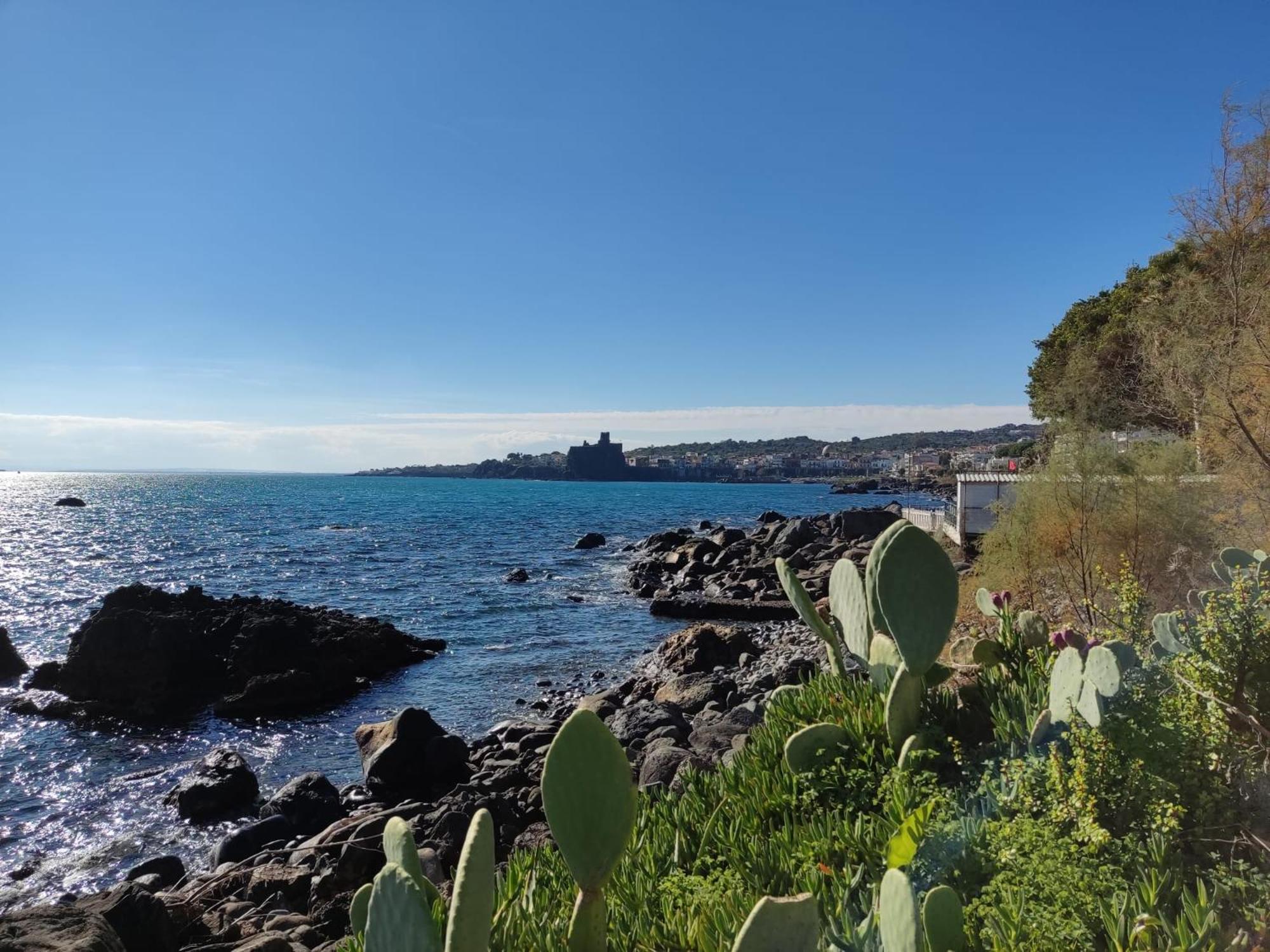 Sara Casa Acitrezza Lägenhet Aci Castello Exteriör bild