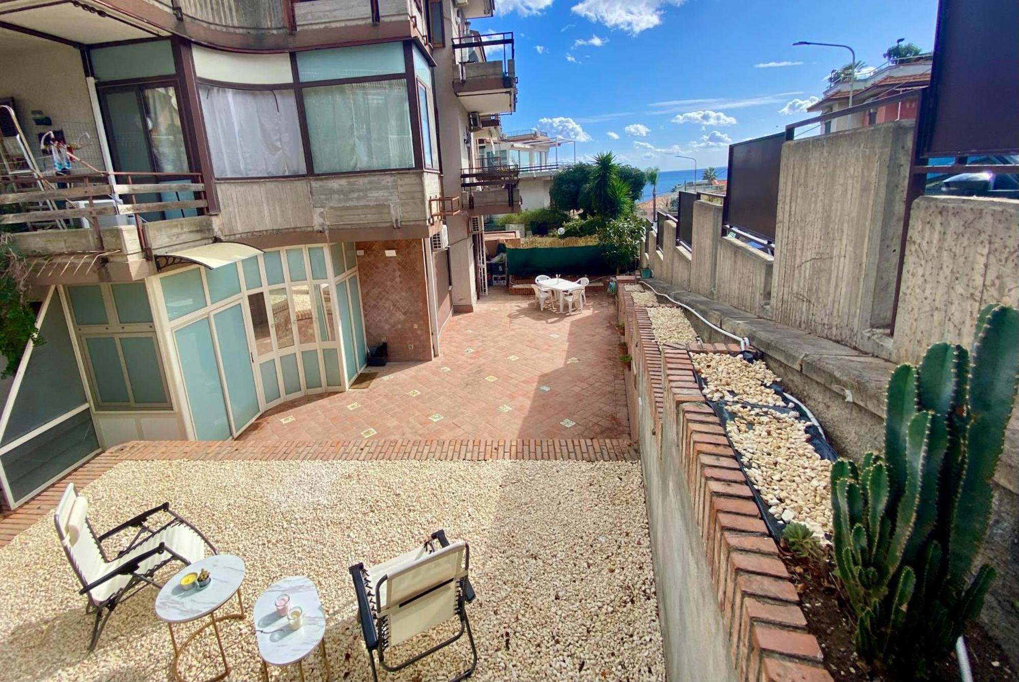 Sara Casa Acitrezza Lägenhet Aci Castello Exteriör bild